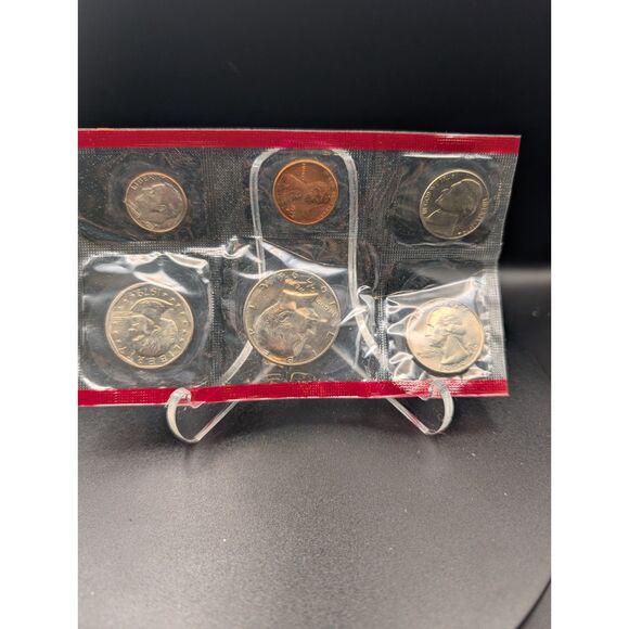 Us Mint Other - 1979 U.S. Mint Set – 12 Coins P & D – Includes Both SBA Dollars – OGP